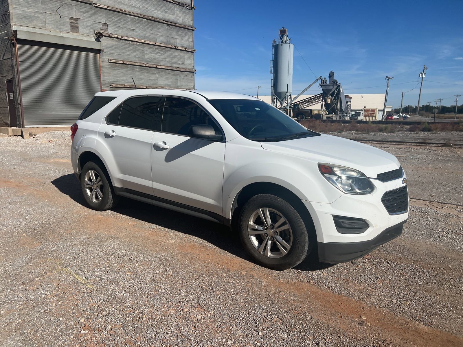 Used 2017 Chevrolet Equinox LS with VIN 2GNALBEK4H1523286 for sale in Okarche, OK