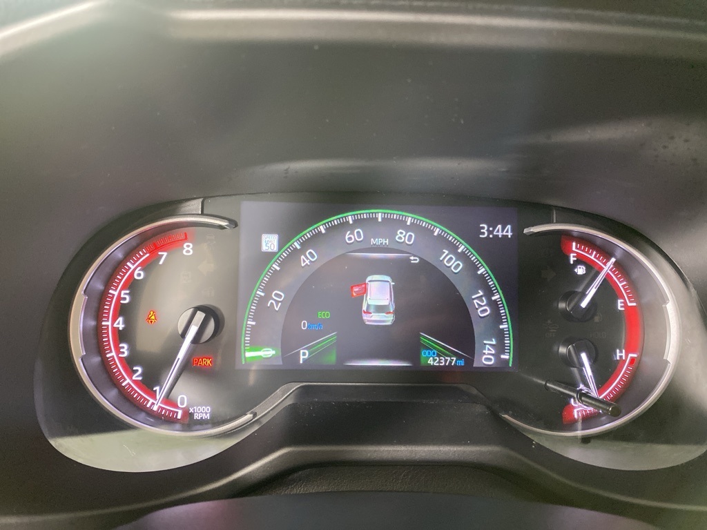 2023 Toyota RAV4 LE photo 18