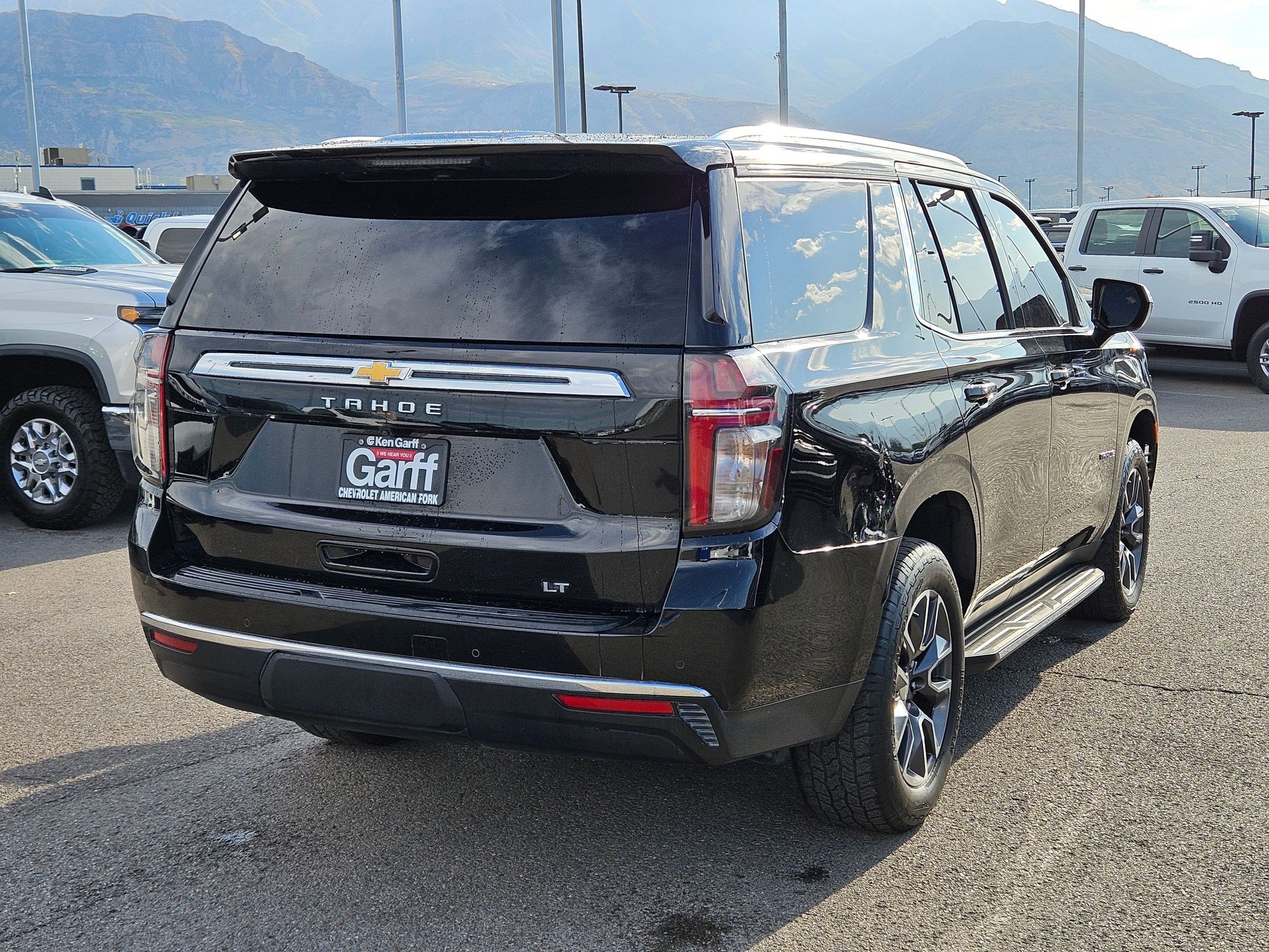 2021 Chevrolet Tahoe LT photo 2
