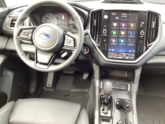 2025 Subaru Ascent Onyx Edition Touring photo 10
