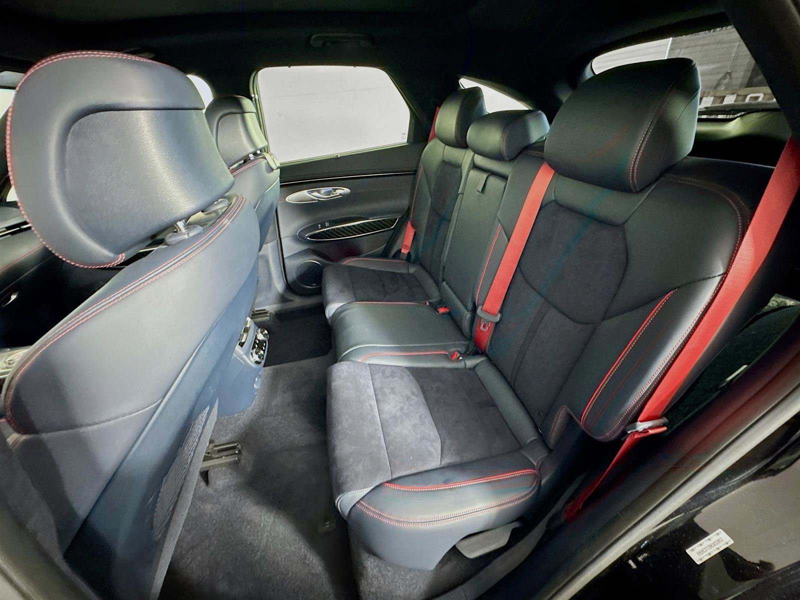2022 Genesis GV70 3.5T Sport Prestige photo 23
