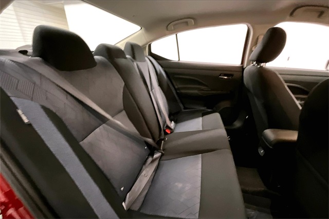 2025 Nissan Versa 1.6 SV photo 29
