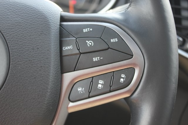 2021 Jeep Cherokee Limited photo 14