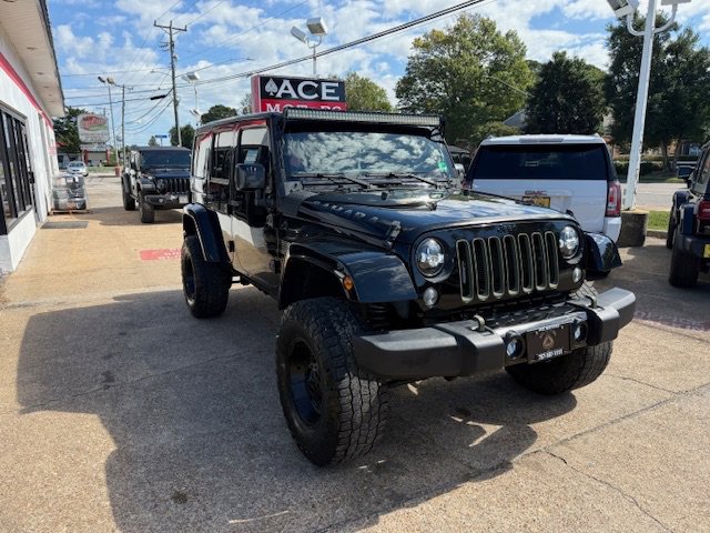 2017 Jeep Wrangler Unlimited Sahara's photo