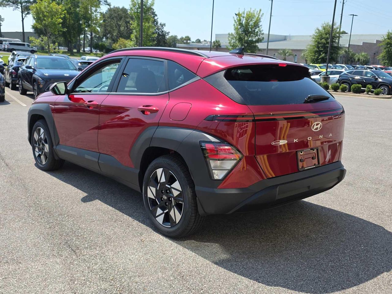 2025 Hyundai Kona SEL photo 5