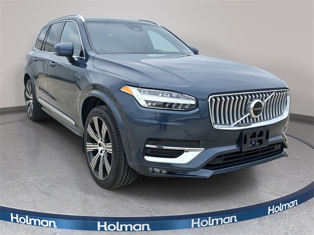 2023 Volvo XC90 Ultimate AWD photo 2