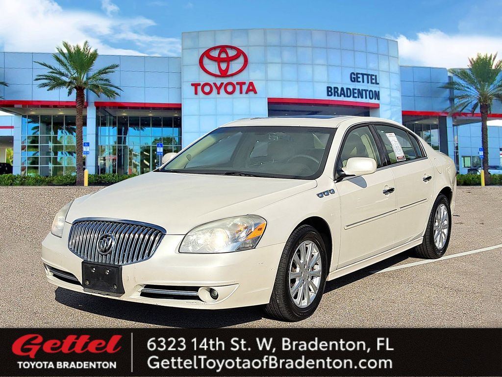 2010 Buick Lucerne CXL's photo