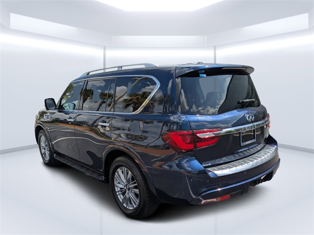 2020 Infiniti QX80 Luxe photo 3
