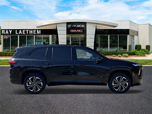 2026 Buick Enclave Sport Touring photo 4