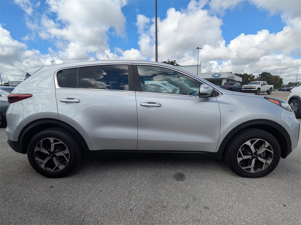 2021 Kia Sportage LX photo 2