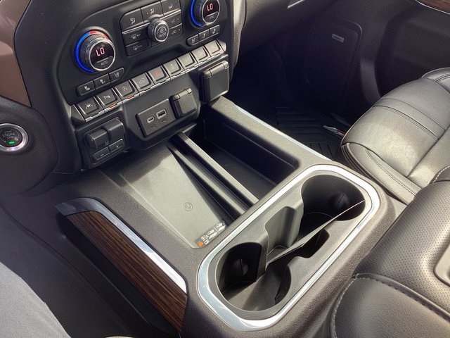 2021 Chevrolet Silverado 1500 High Country photo 17
