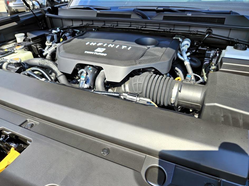 2026 Infiniti QX80 photo 16