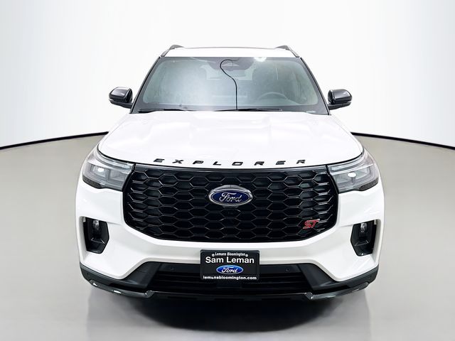 2025 Ford Explorer ST photo 2
