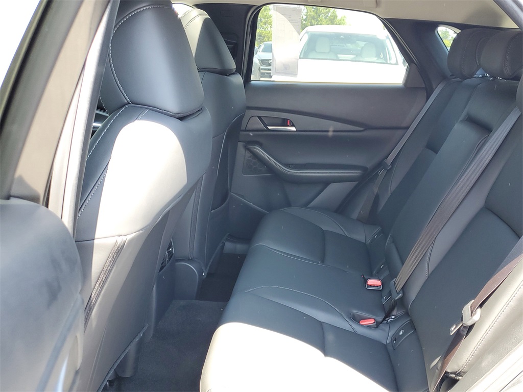 2025 Mazda CX-30 2.5 S Preferred photo 10