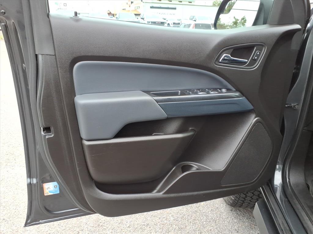 2016 Chevrolet Colorado Z71 photo 33