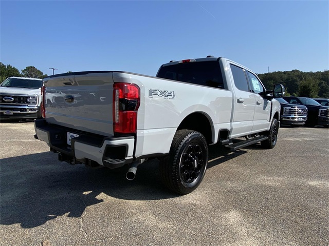 2026 Ford F-250 photo 2