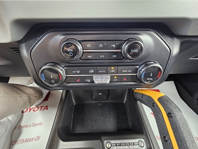2022 Ford Bronco Badlands photo 14