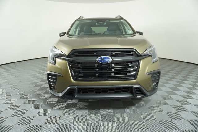 2025 Subaru Ascent Onyx Edition photo 2