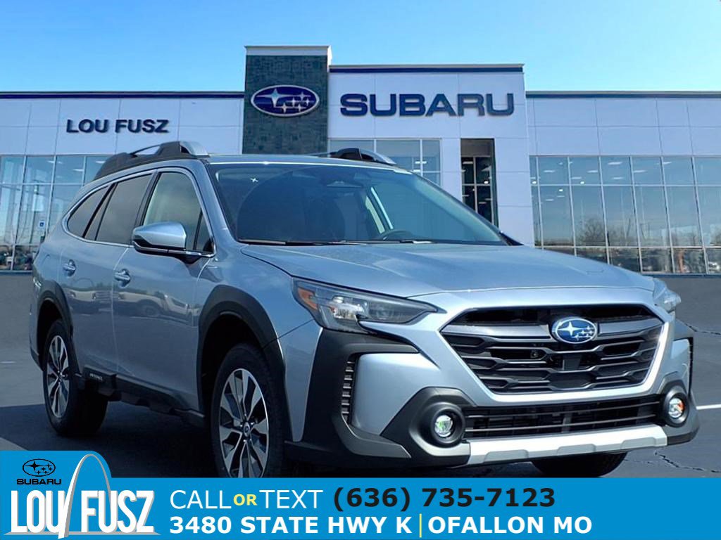 2025 Subaru Outback Touring's photo