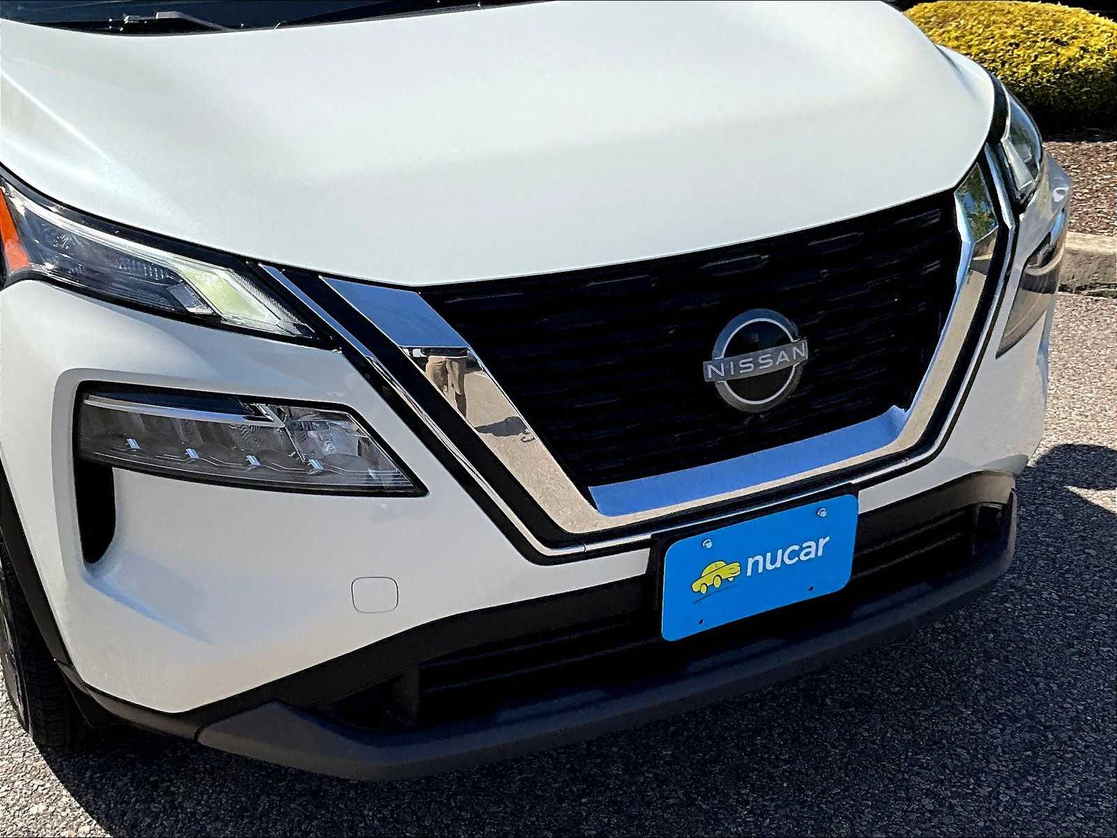 2022 Nissan Rogue SV photo 28