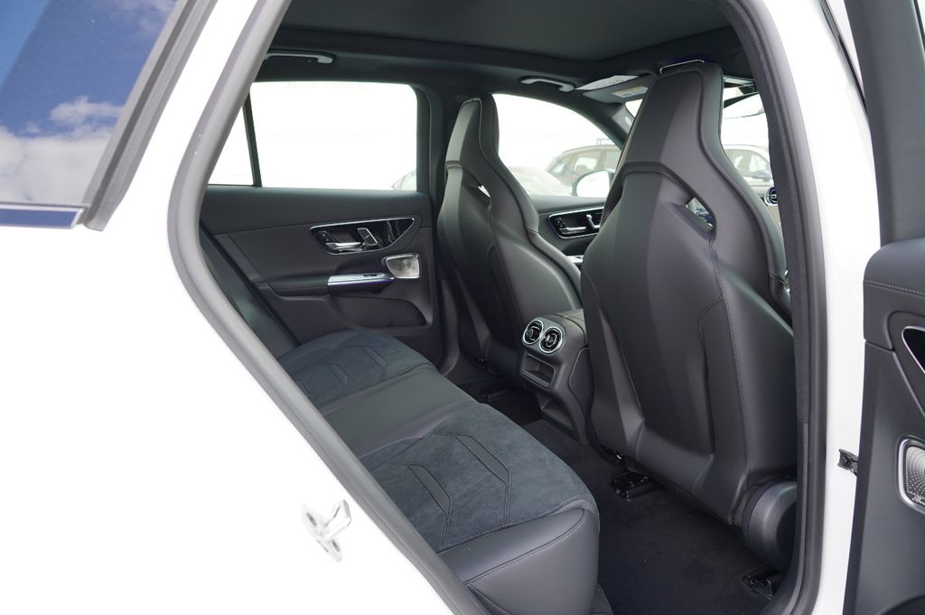 2025 Mercedes Benz GLC 63 S E PERFORMANCE photo 16
