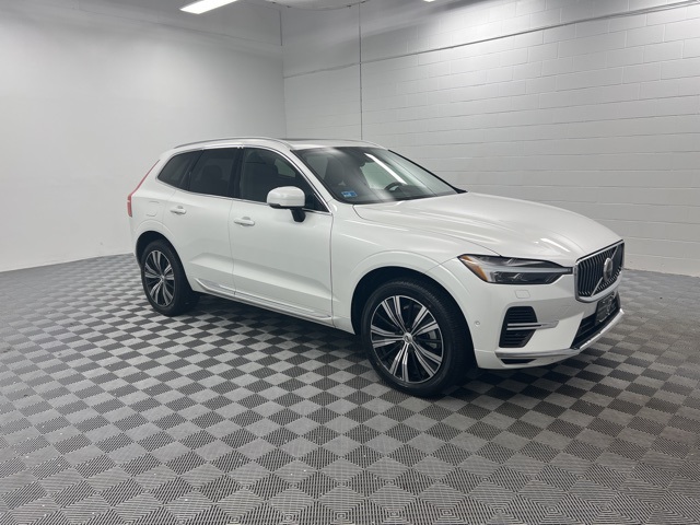 2023 Volvo XC60 Plus