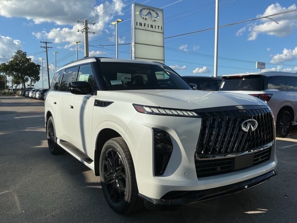 2026 Infiniti QX80 Sensory photo 7
