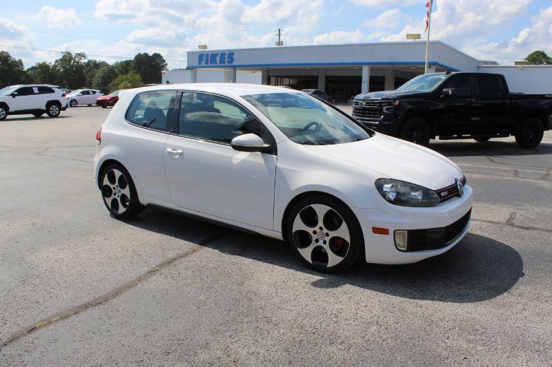 2013 Volkswagen Golf GTI photo 3