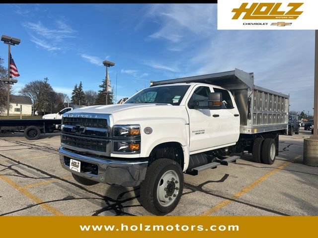 2024 Chevrolet Silverado 4500 Medium Duty Chassis Cab Work Truck's photo