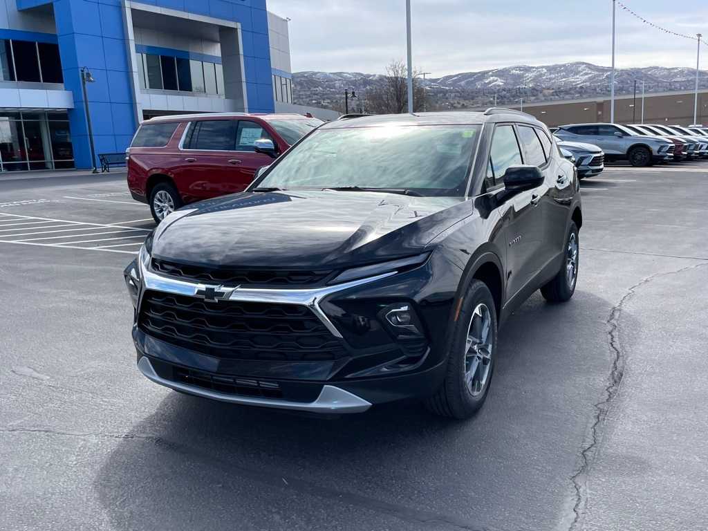 2025 Chevrolet Blazer 2LT photo 4