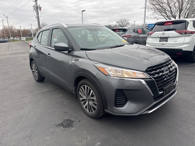 2024 Nissan Kicks SV photo 2