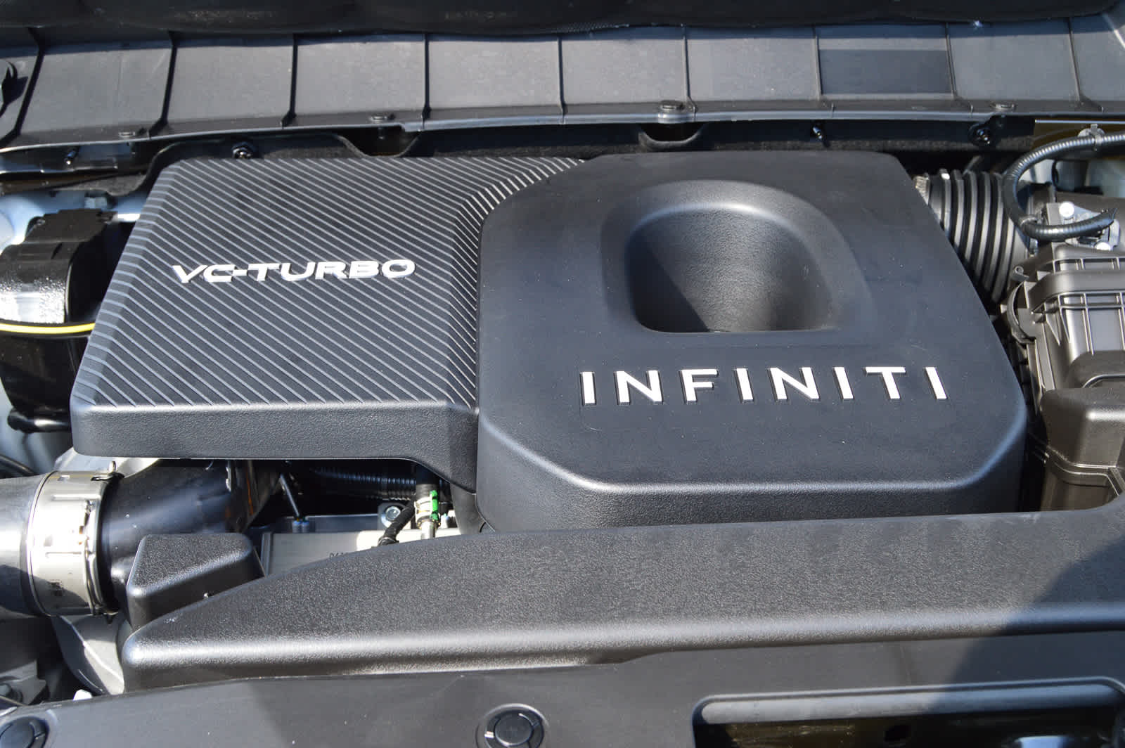 2026 Infiniti QX60 Luxe photo 18