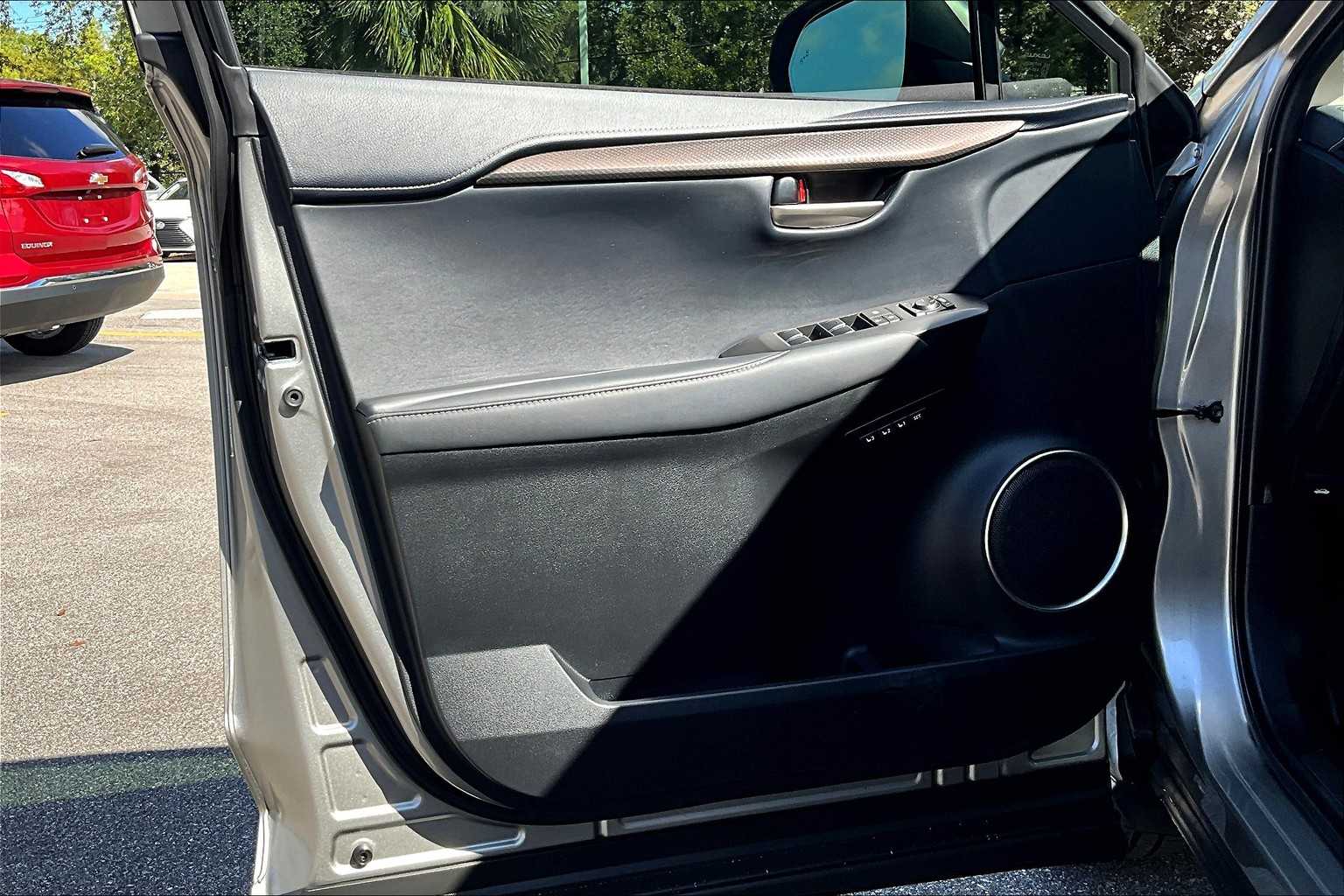 2021 Lexus NX 300 photo 23