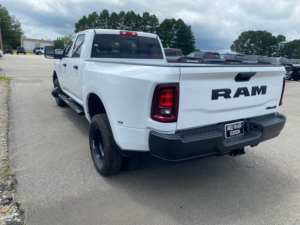 2025 Ram 3500 Tradesman photo 7