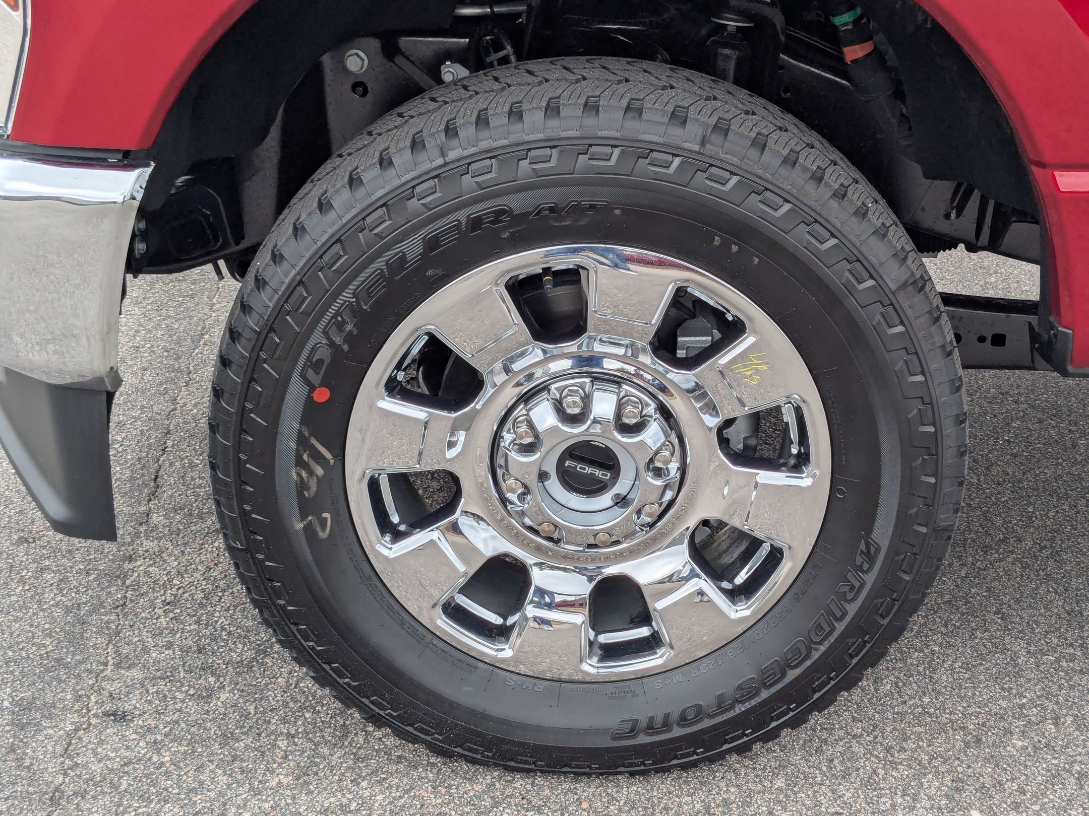 2025 Ford F-250 Lariat photo 3