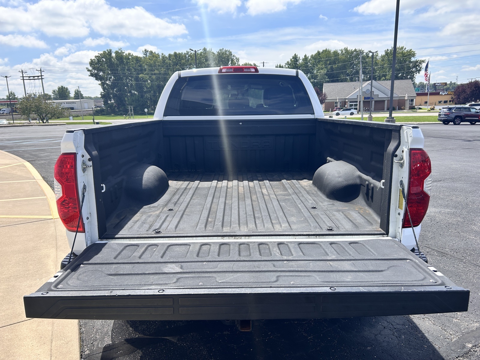 2019 Toyota Tundra SR Double Cab photo 9