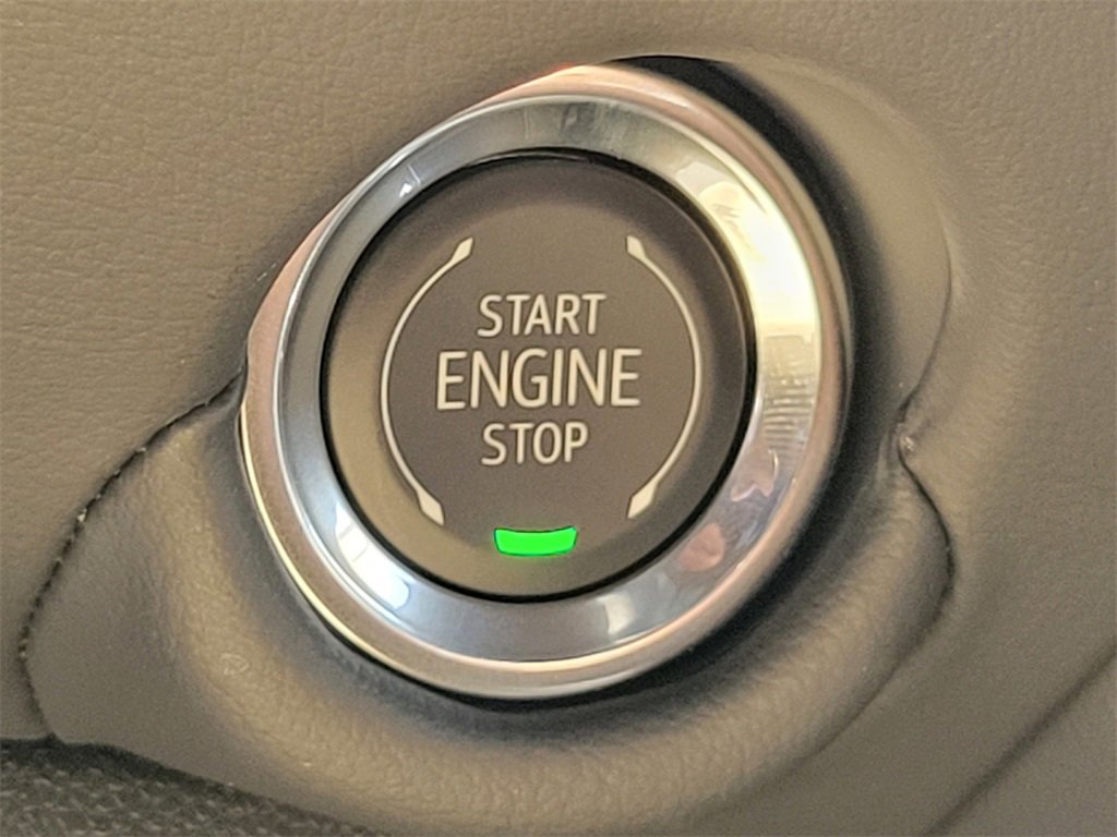 2025 Chevrolet Tahoe Premier photo 15