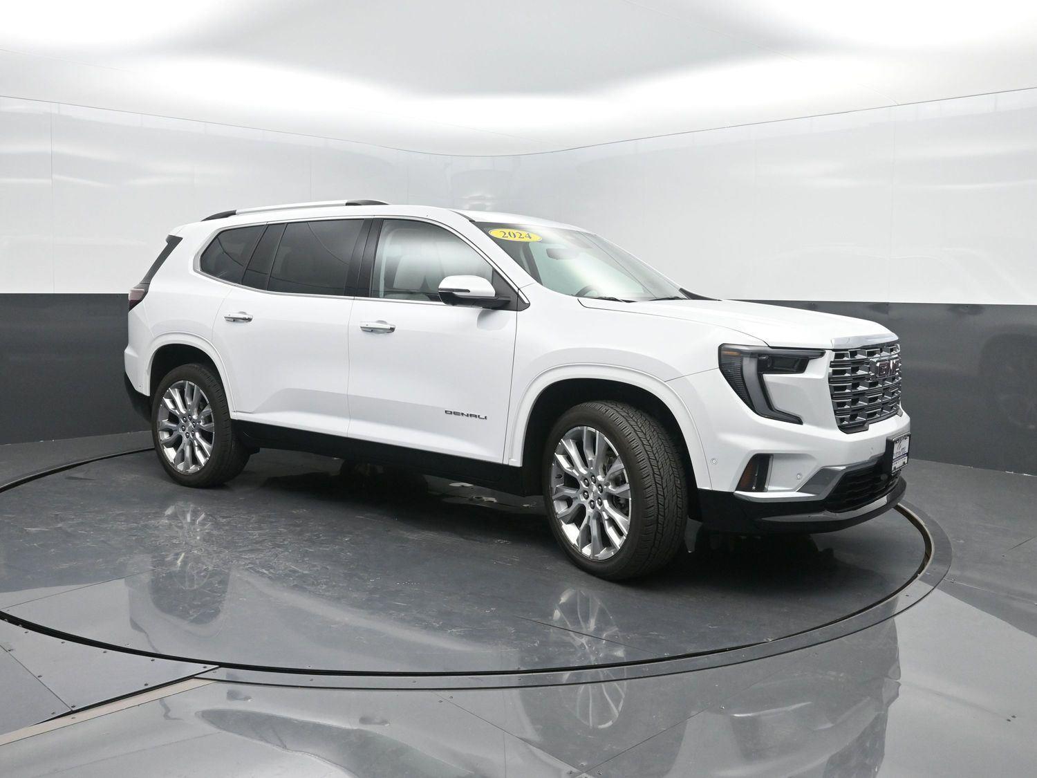 2024 Gmc Acadia Denali photo 2