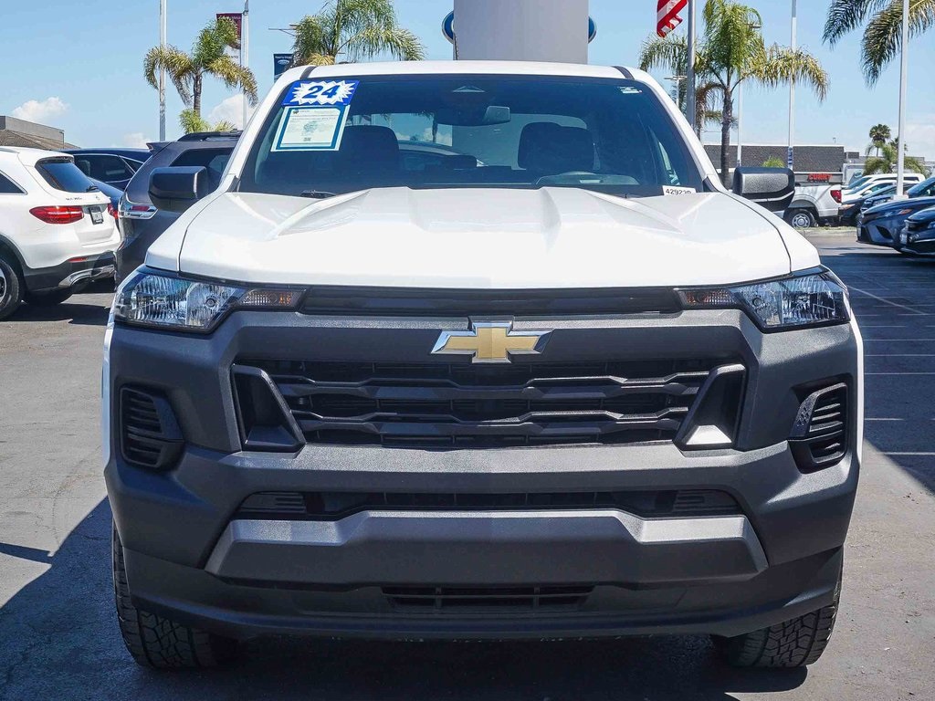 2024 Chevrolet Colorado Work Truck photo 2