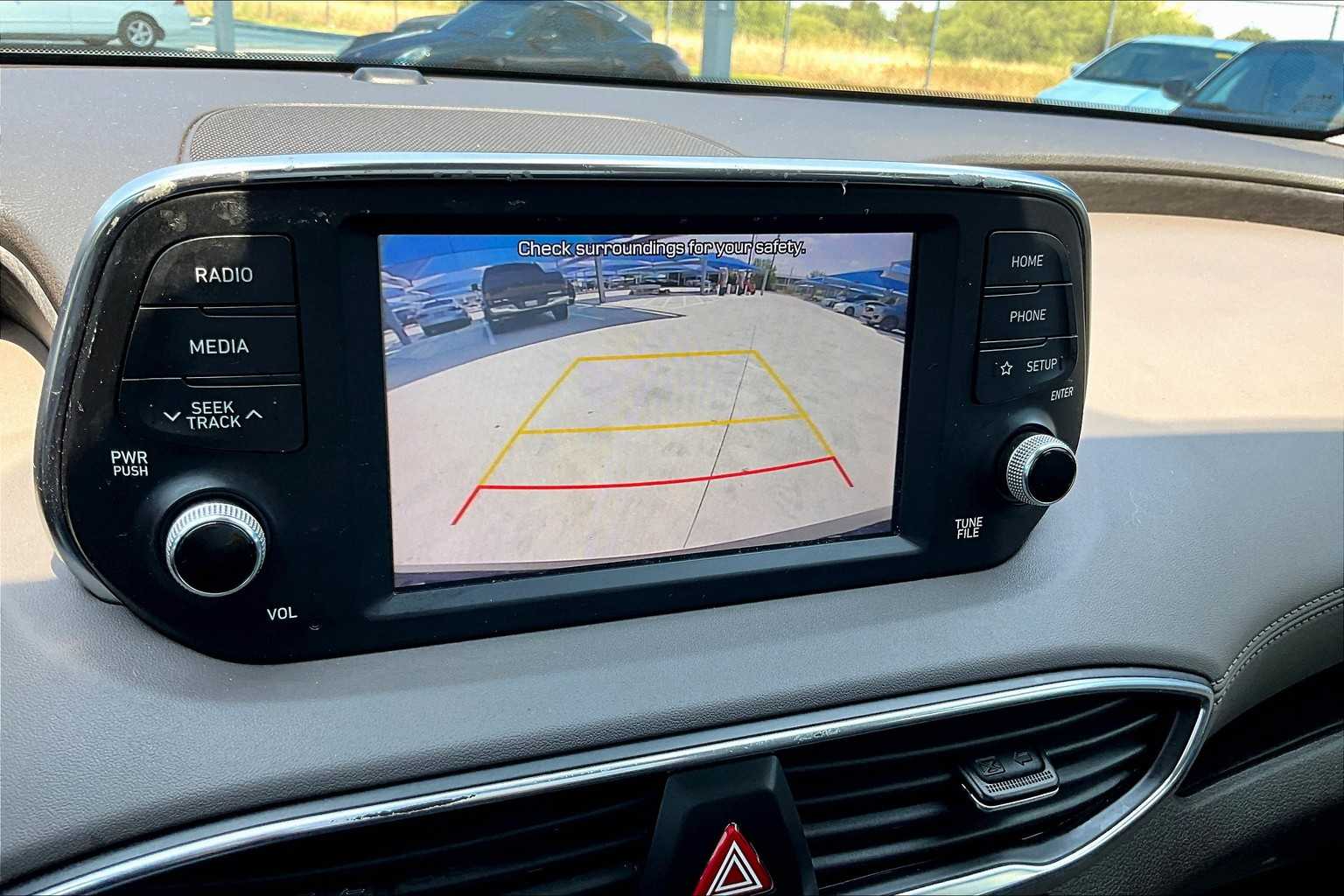 2020 Hyundai Santa Fe SEL photo 18