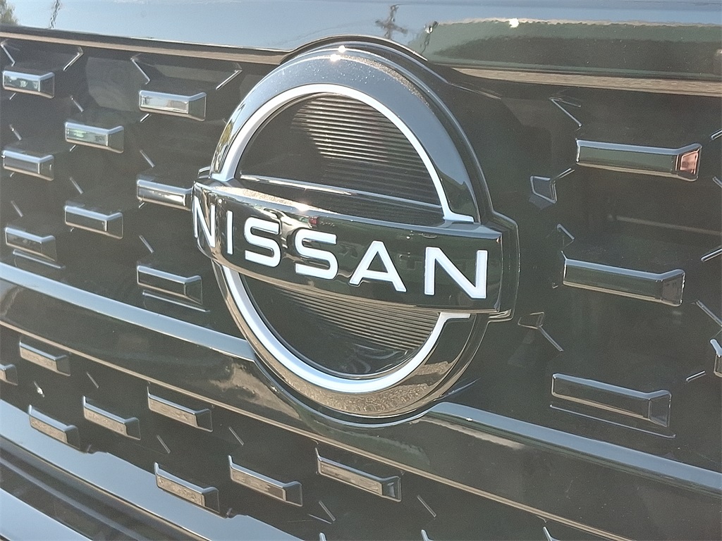 2026 Nissan Frontier Crew Cab SV photo 4