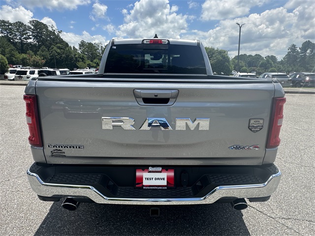 2025 Ram 1500 Laramie photo 4