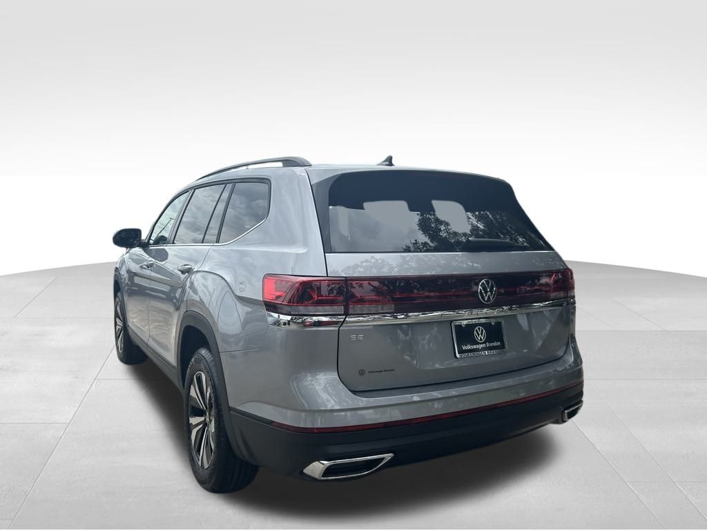 2026 Volkswagen Atlas SE photo 5