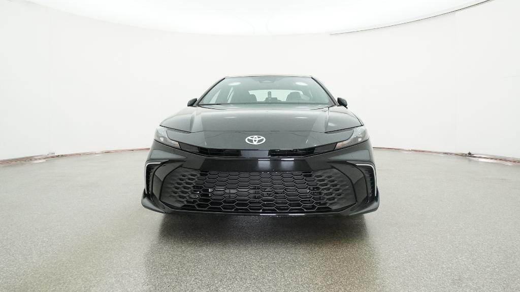2026 Toyota Camry SE photo 3