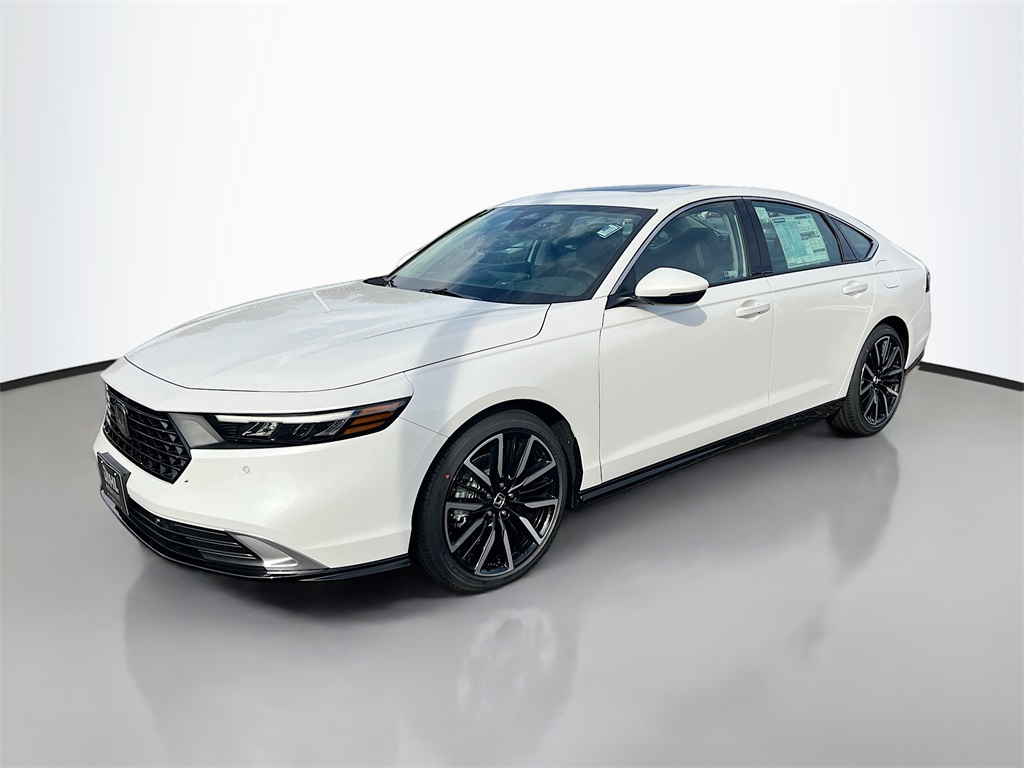 2025 Honda Accord Hybrid Touring photo 3