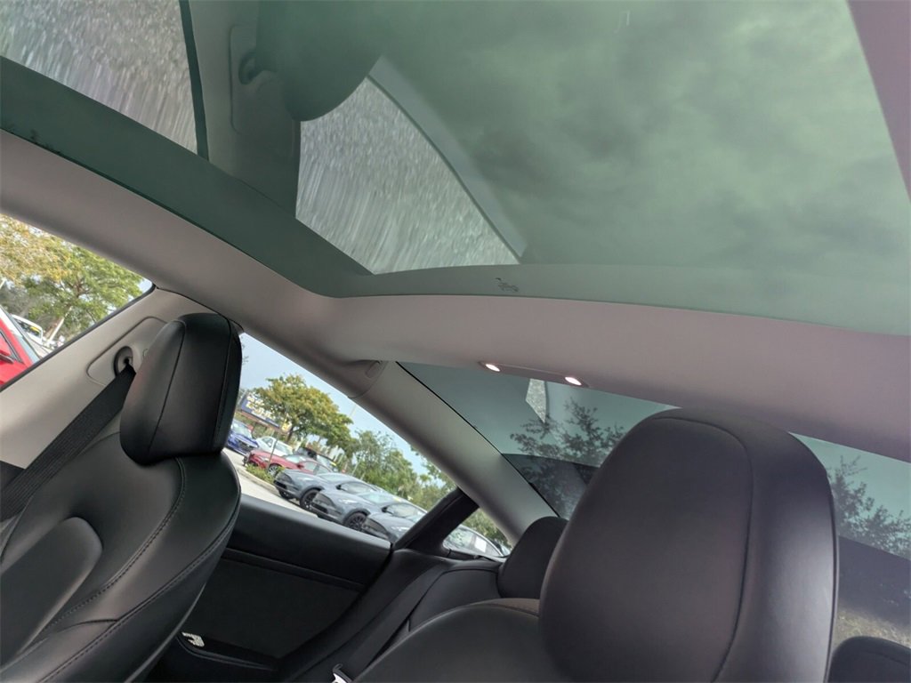 2022 Tesla Model 3 photo 12