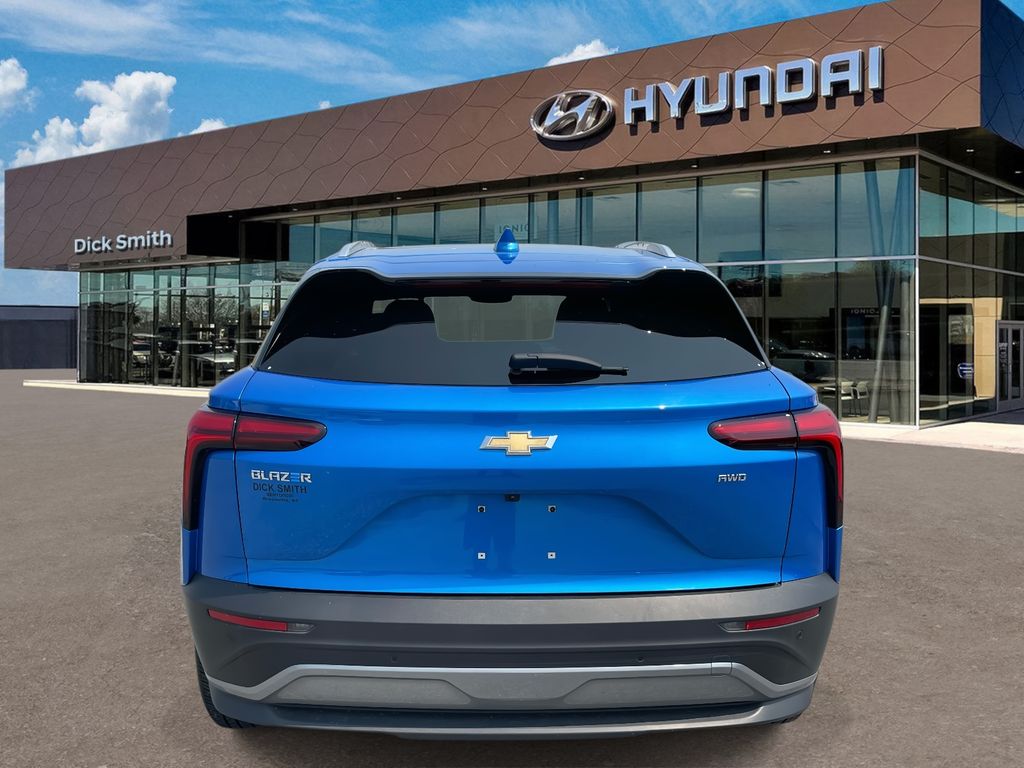2024 Chevrolet Blazer EV photo 3