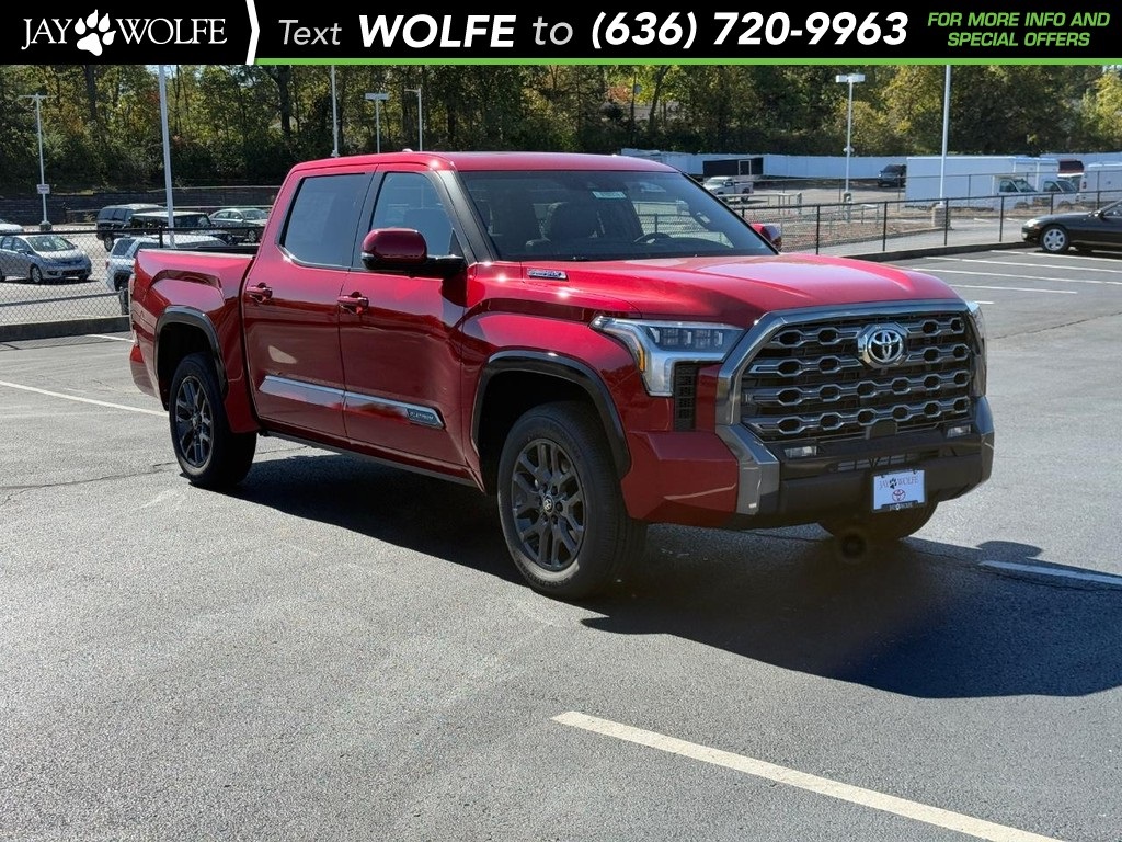2026 Toyota Tundra Platinum's photo