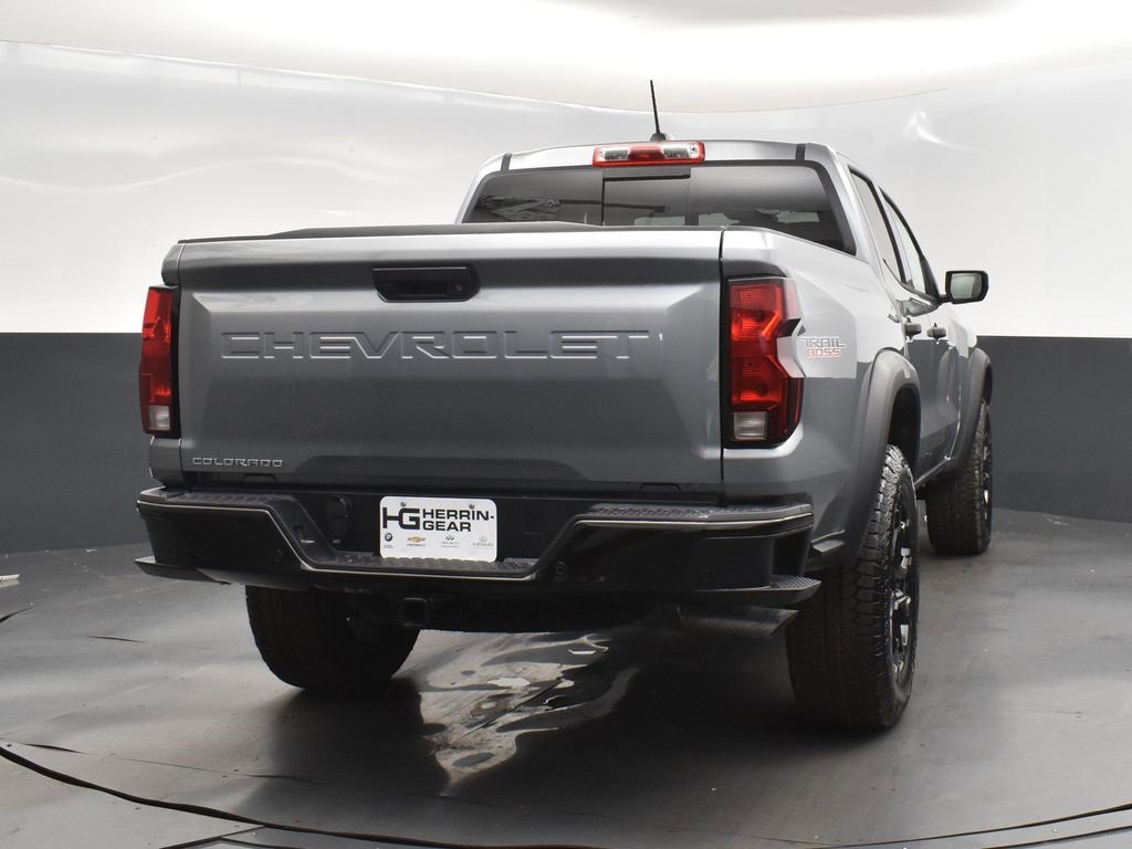 2026 Chevrolet Colorado Trail Boss photo 3
