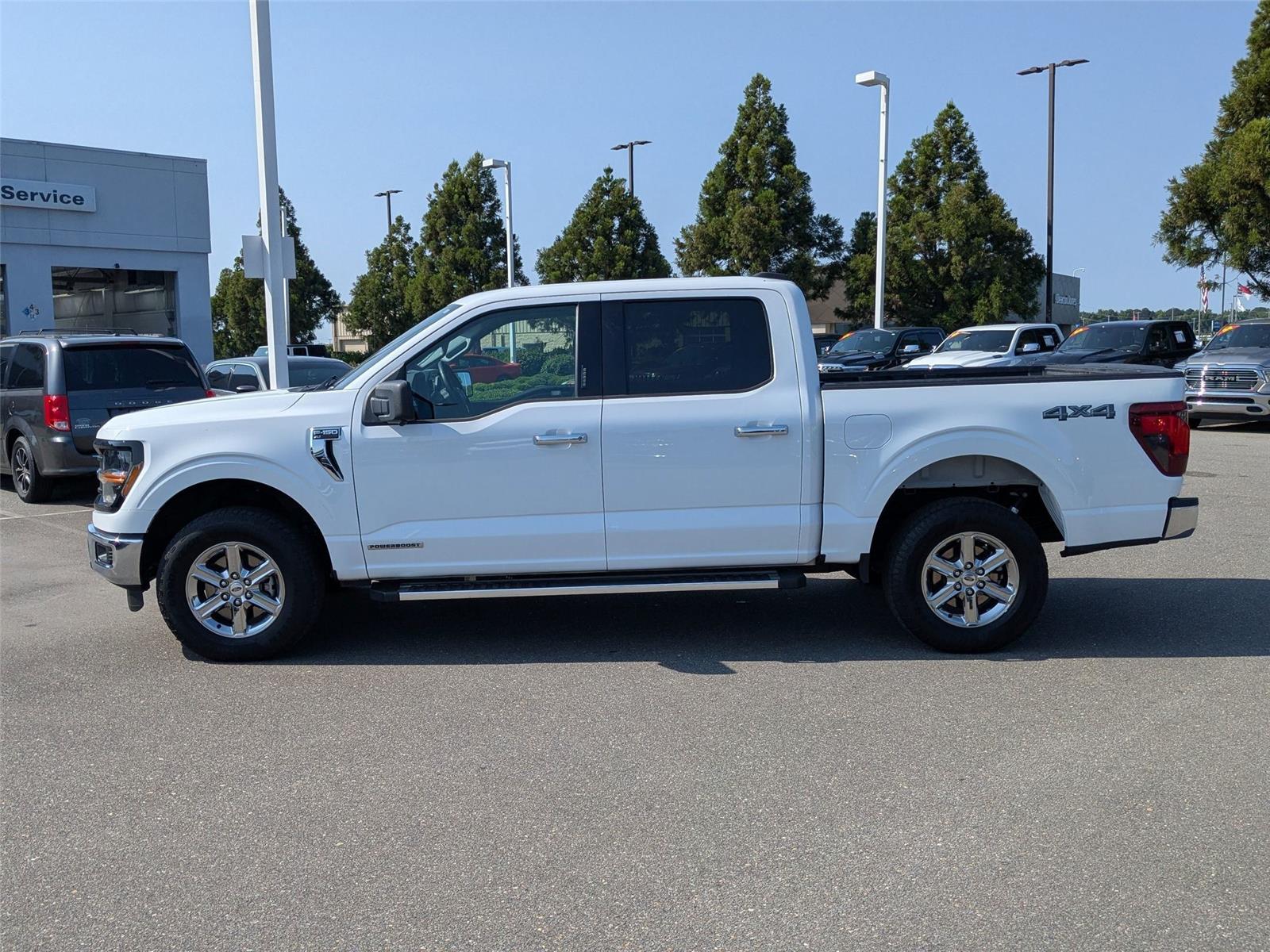 2024 Ford F-150 XLT photo 8